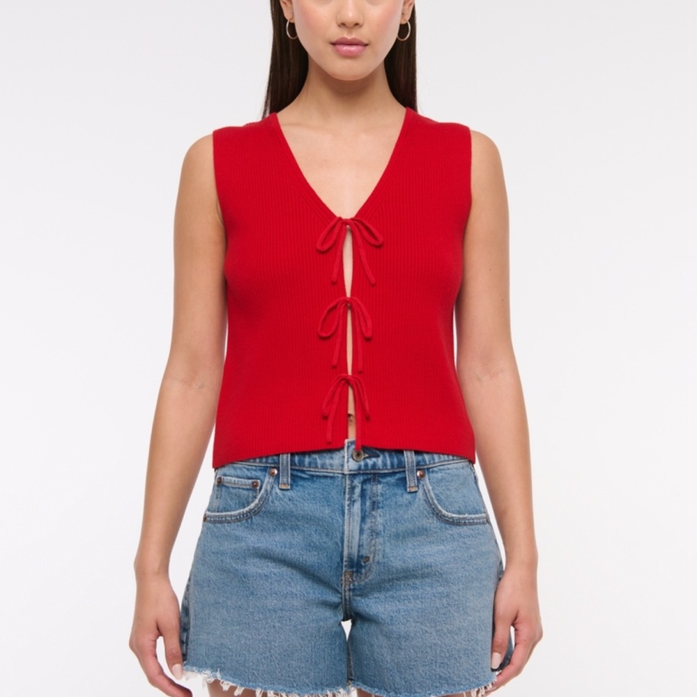 Abercrombie Tie Front V-Neck Sweater Vest NWT M